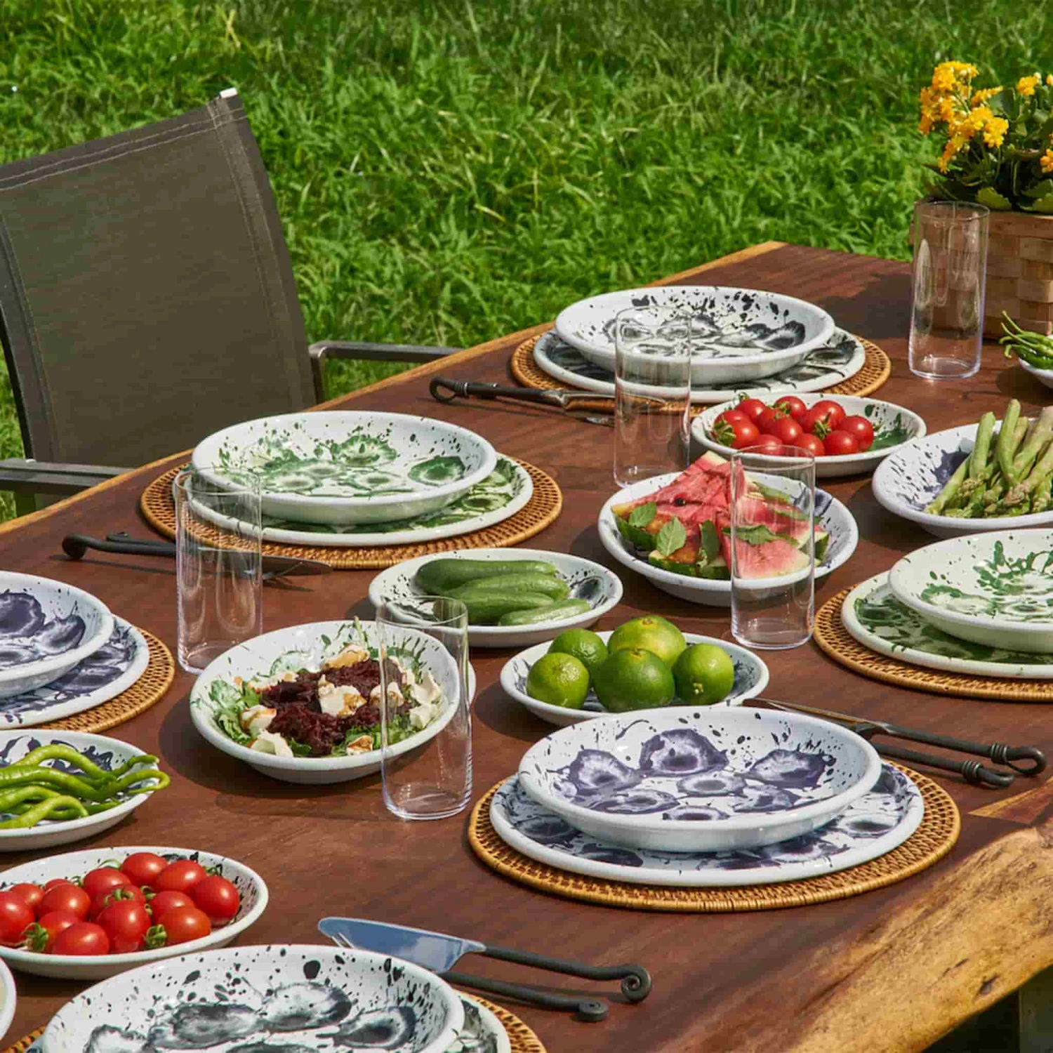 Kapka Splatter Madness Enamel Oval Serving Plate Purple 31cm Enamel - Kapka 4 Kapka Splatter Madness Enamel Oval Serving Plate Purple 31cm Enamel - Kapka