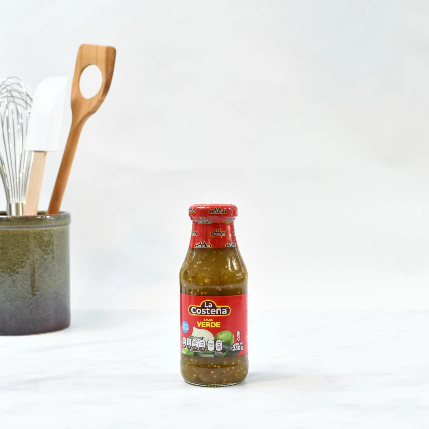 La Costena Green Mexican Salsa 250g 4 La Costena Green Mexican Salsa 250g