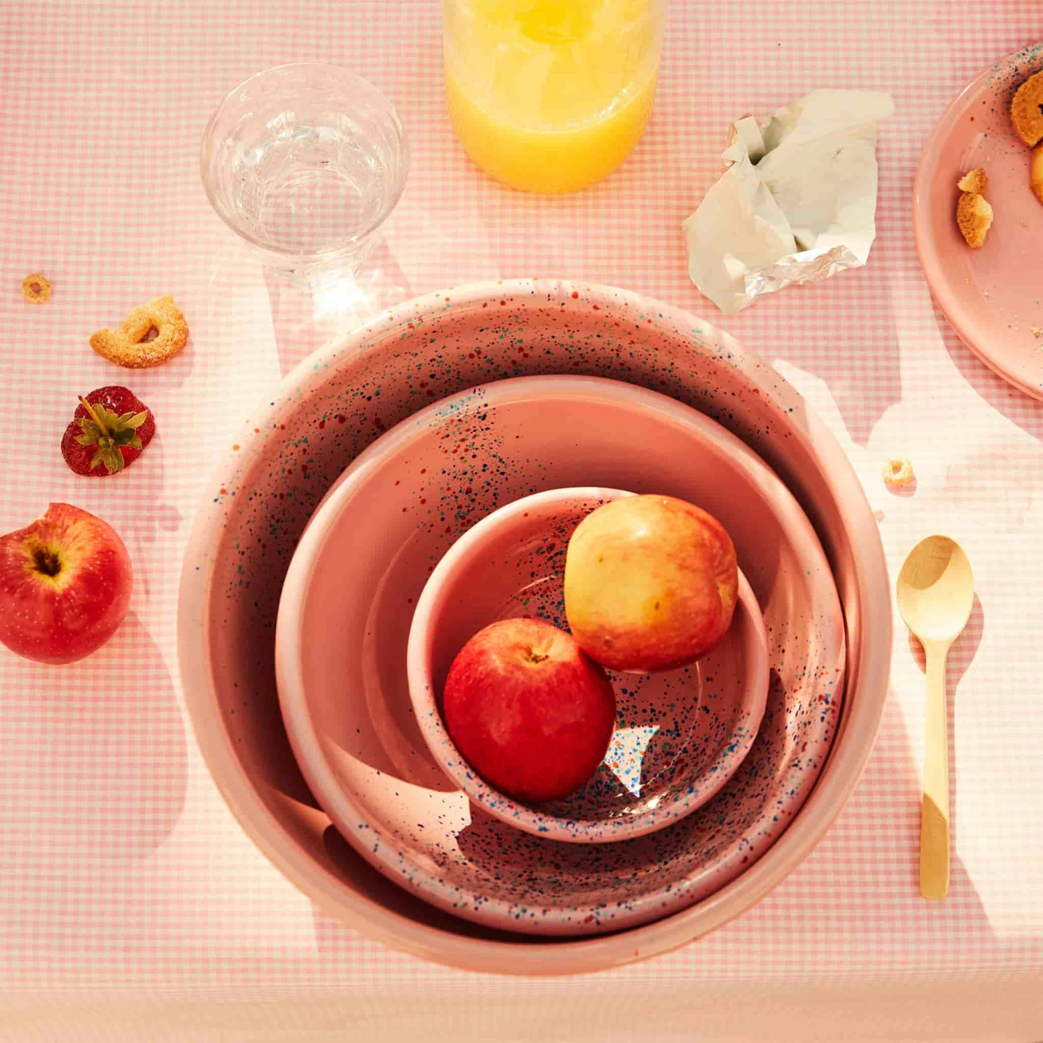 Kapka Enamel - Kapka Splatter Fest Enamel Bowl Pink 5 Kapka Enamel - Kapka Splatter Fest Enamel Bowl Pink