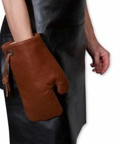 Dutchdeluxes Classic Oven Glove In Classic Brown Oven Gloves